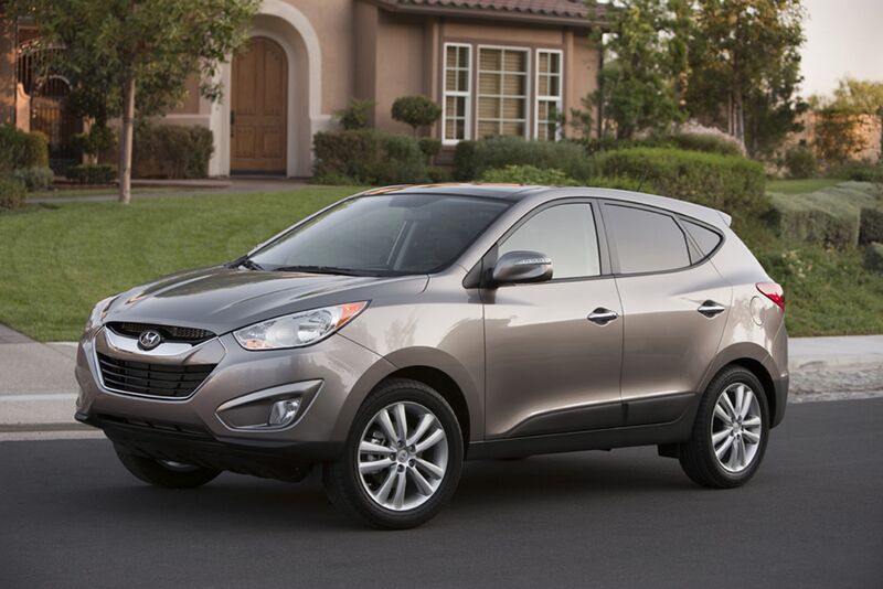 File:2010-hyundai-tucson.jpg